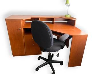 Wooden Office Desk With Rolling Chair