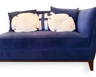Navy Blue Lounge Chair w Pillows