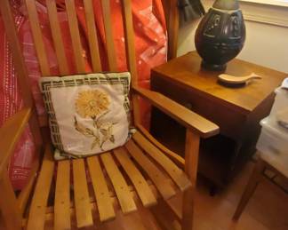 Ash wood rocker, Pottery lamp by Lee Rosen Attributed