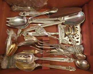 Royal Danish and other miscellaneous serving pieces
