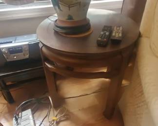 Chinese porcelain enameled Ginger Jar Lamp & Teak Table
