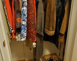 Steve Madden Chloe, Ralph Lauren A. Taylor, Tahari,Faragamo and Prada shoes 6 1/2.
