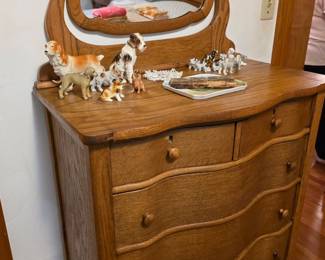 Oak dresser with mirror