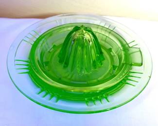 Uranium glass juicer
