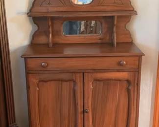 Victorian circa 1900 walnut buffet server