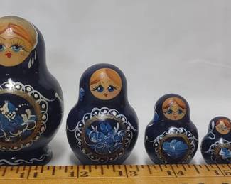 Hand painted Russian Matryoshka nesting doll set