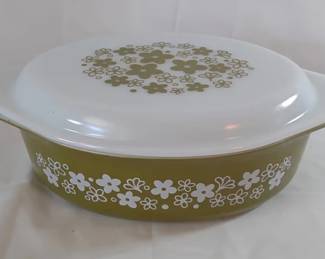 Vintage Pyrex Spring Blossom casserole dish