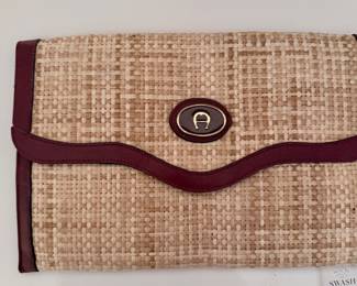 VTG Agner Straw Purse
