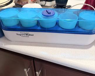 Yogurt Machine 