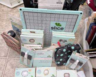 Slice Scrapbooking  Machine with Design Cards and User Manual 