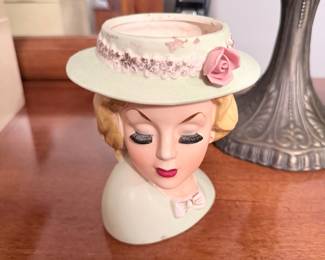 VTG Sm. Lady Head Vase