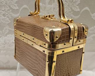 Borsa Bella Italy Train Case Purse