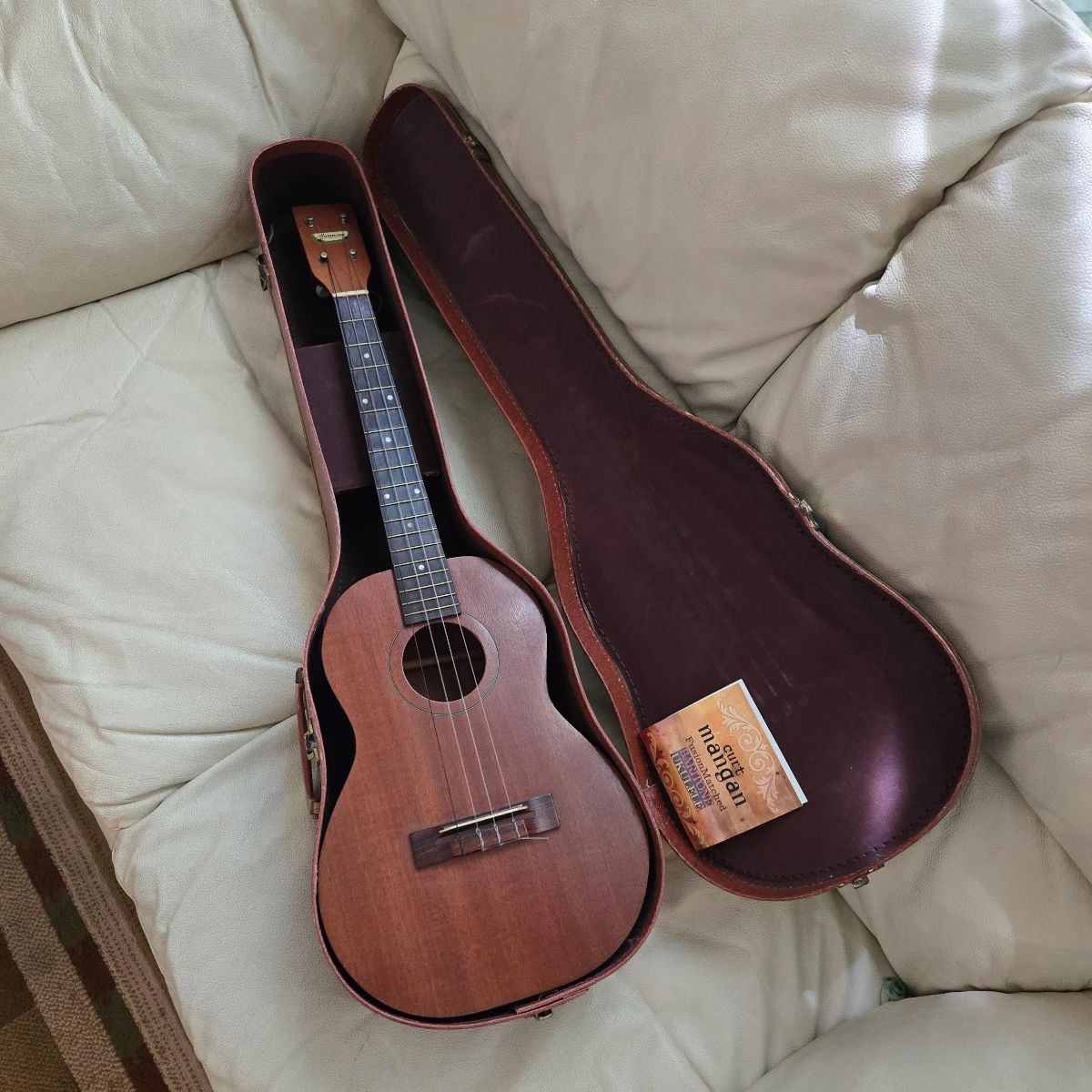 Vintage Harmony Baritone Ukulele w/ Hard Case