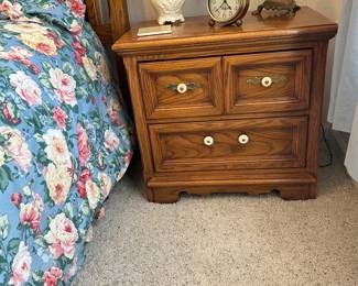 Thomasville oak nightstand