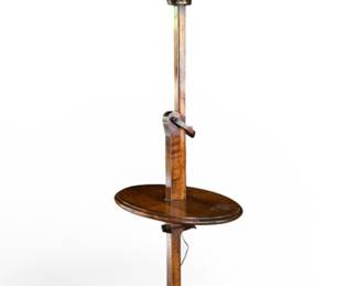 Ratchet floor lamp