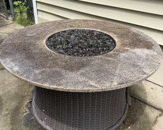outdoor fire pit with glass rocks