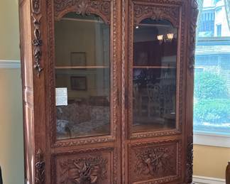 The star of the show! A gorgeous late 19th century French Renaissance Revival carved oak bookcase (circa 1880) Solid European oak.