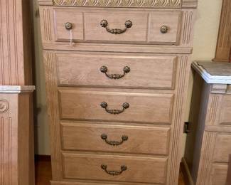 5 drawer dresser-46x16x54