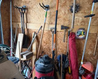 Yard Tools/Wet Dry Vac