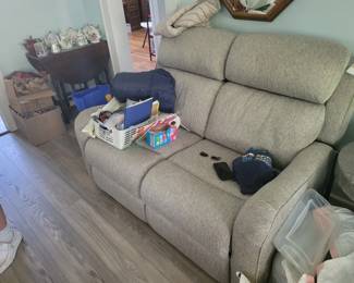 Love seat electric