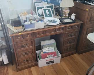 Desk glass top