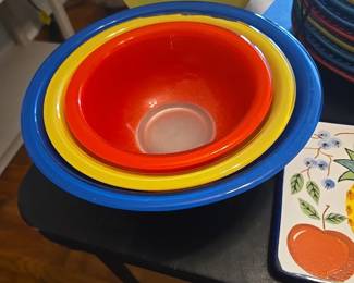 Pyrex Stacking Bowls (Yellow has chip on top edge