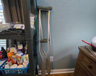 Aluminum Crutches