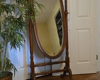 Full, Large Stand Up, Swivel Mirror