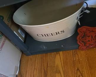 Metal CHEERS Beverage Bucket