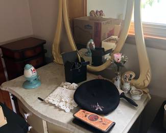 beautiful vanity