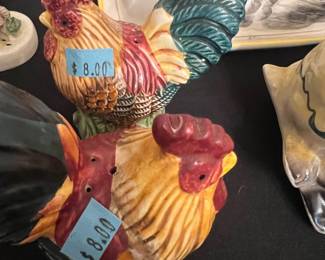vintage ceramic rooster salt and pepper shakers