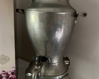 vintage Universal Landers Frary & Clark silver-plated electric coffee percolator urn
