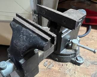 bench vise