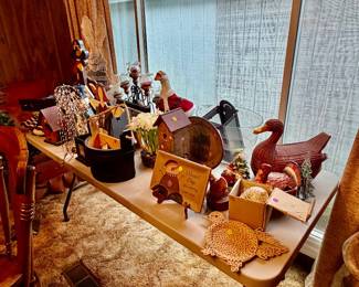 Primitive decor