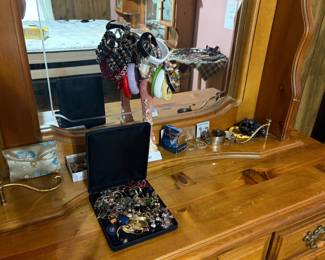 women's jewelry