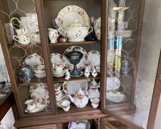 China caninet