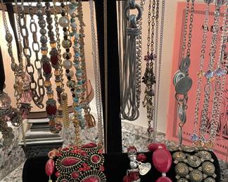 Costume jewelry 