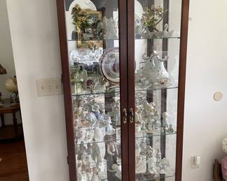 Curio cabinet