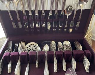 Silverplate flatware 