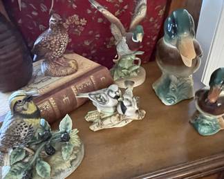 Bird figurines