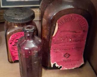 Helme Railroad Mills Rose Scented Maccoboy Snuff Amber Glass Bottles