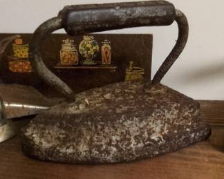 Antique Cast Iron Sad Iron