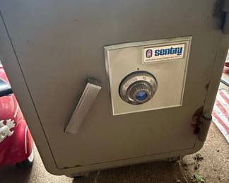 Sentry Safe Fire Chest