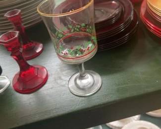 Set of Arbys Christmas Collection Holly Glasses