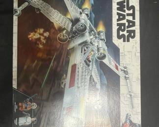 LEGO Star Wars Luke Skywalkers XWing Fighter Set 
