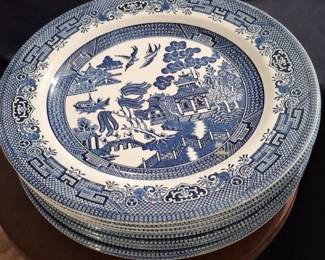 Churchill Willow Pattern Dinner Plates Set of 