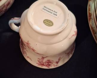 Floral Pattern China Dinnerware Set third image