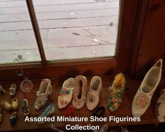 Assorted Miniature Shoe Figurines Collection B second image