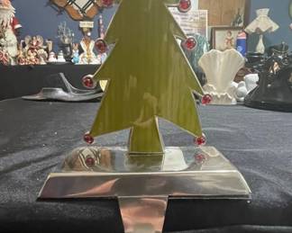 Mr. Christmas LED Green Vintage Tree Stocking Holder