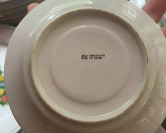 ALCO Industries Porcelain Tea Set second image